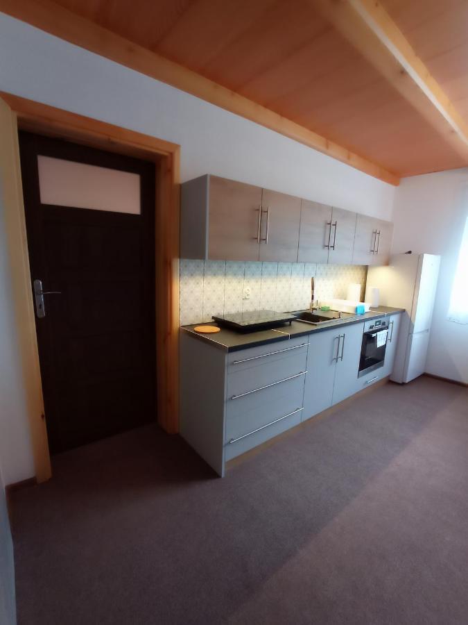 Noclegi Lesniczowka W Lanckoronie ลันซ์โคโรนา ภายนอก รูปภาพ